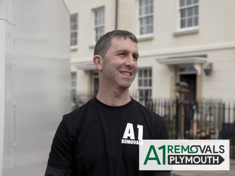 Removals_companies_Plymouth_PL1